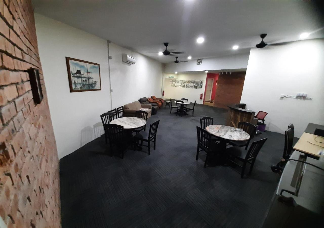 Mn Ferringhi Inn 바투 페링기 외부 사진
