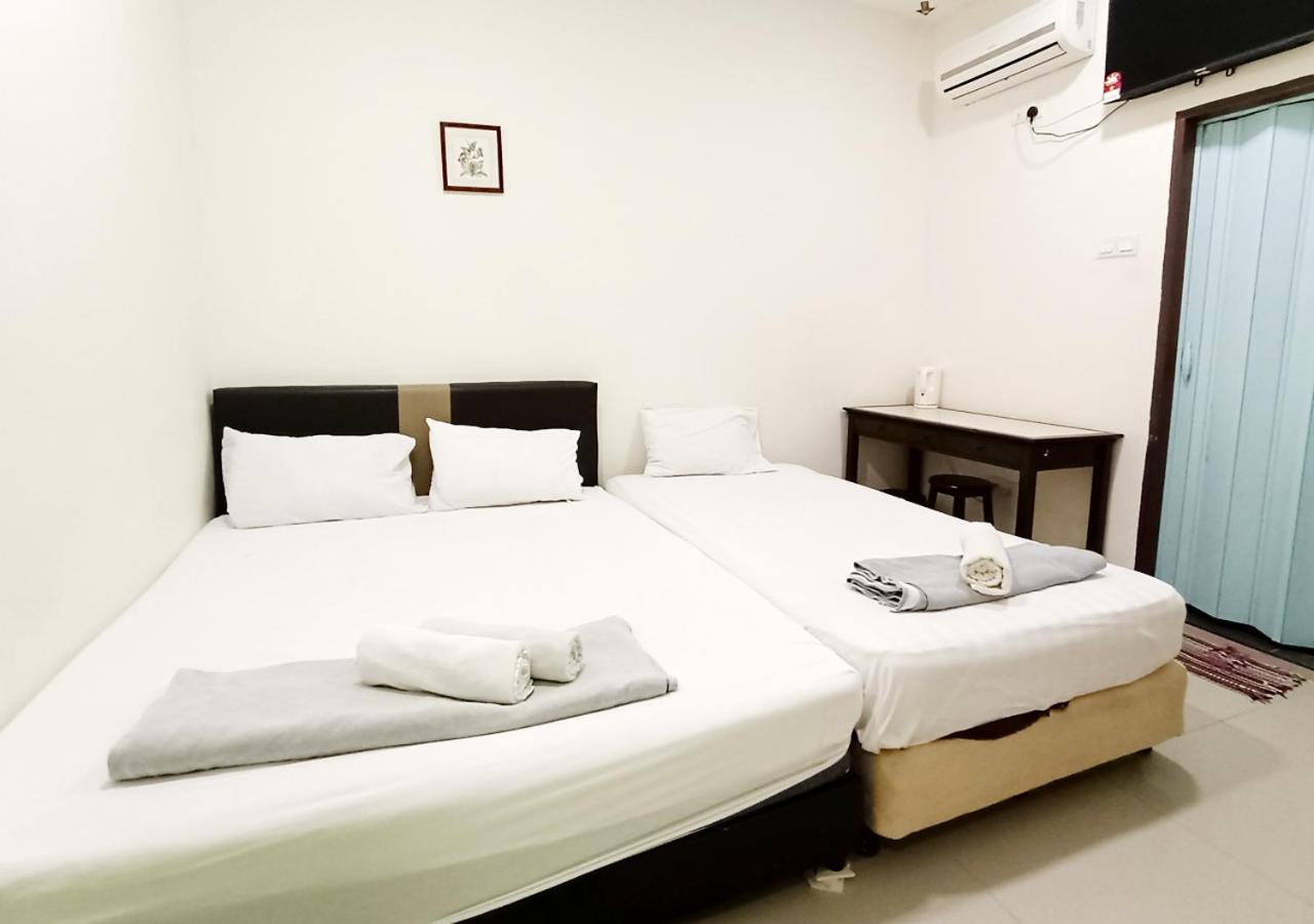 Mn Ferringhi Inn 바투 페링기 외부 사진
